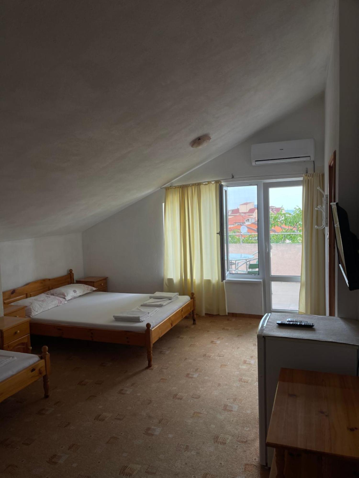 Chervenkov Guest House Chernomorets Quarto foto